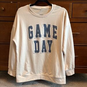 Women’s Game Day Lightweight Sweatshirt sz Medium